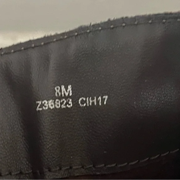 BOC Women’s size 8 High Brown Leather Boots with Buckle - Picture 7 of 7